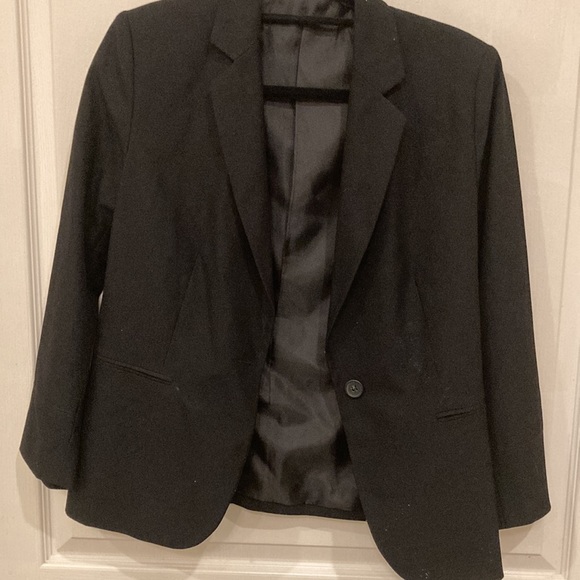 Htrailz custom skull black jacket with gorgeous blue and silver detail! Medium - Picture 3 of 7